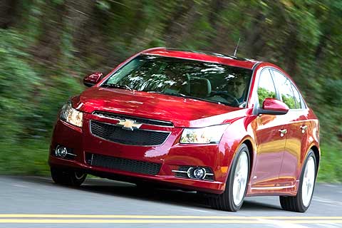 Chevrolet Cruze is designed to look and feel more expensive than it actually is. The body shows subtle European influence, most notably from Volkswagens and BMWs