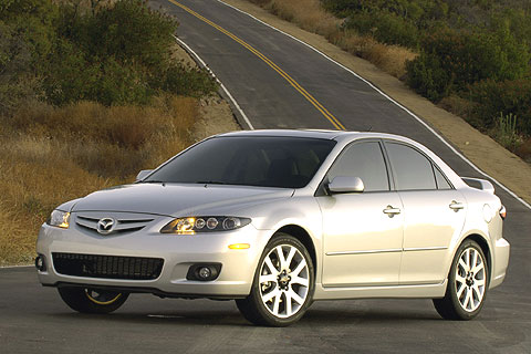 ne of the best bargains in the lineup is the new-for-2007 i Sport Value Edition, which includes 17-inch wheels, a power driver's seat, six-CD changer and more for $20,630.