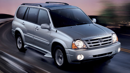 Car Review of the 2005 Suzuki XL-7 Mid-Size Sport Utility Vehicle